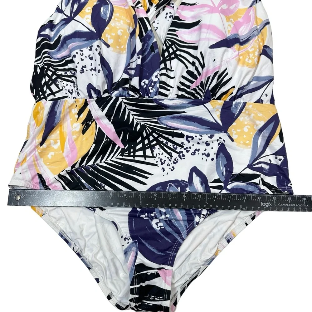 SwimRX One Piece Swimsuit Size 2X Tropical Print Plunge Beach Vacation Resort